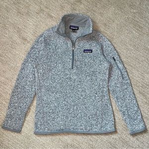 Patagonia Women’s Grey 1/4 Zip Pullover